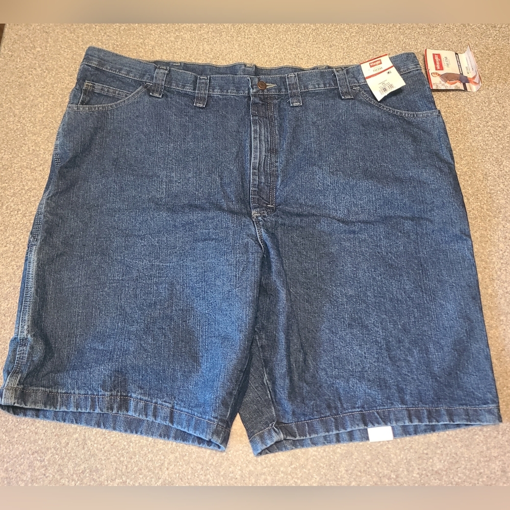 Nwt Mens Wrangler Shorts Size 46
